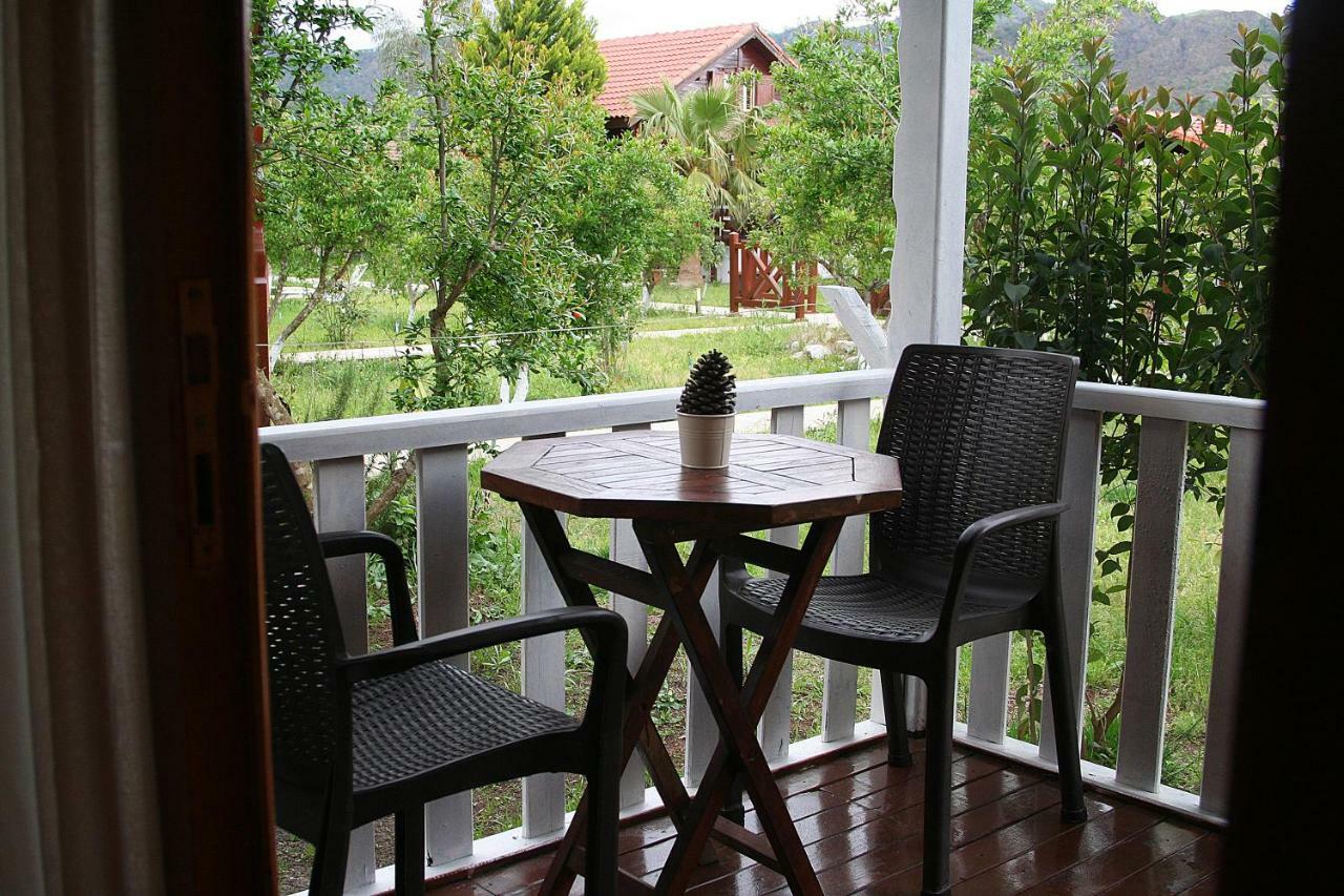 La Boutique Hemerans Cirali Hotel Luaran gambar