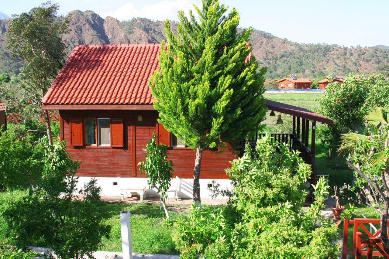 La Boutique Hemerans Cirali Hotel Luaran gambar
